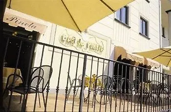 Venus Park 4*