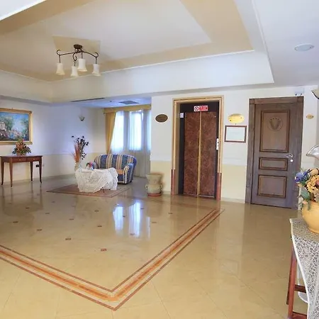 Hotel Venus Park 4*