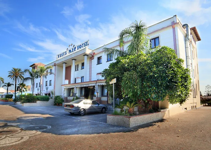 Venus Park Hotel 4*